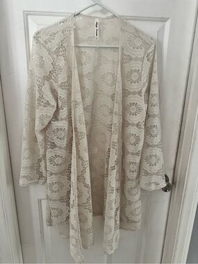 Simply Irresistible Lace Crochet Kimono in Cream